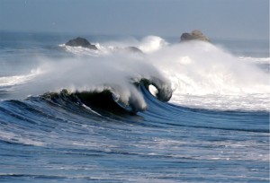 Waves_in_pacifica_1